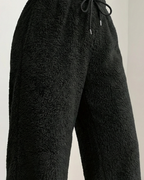 relaxed sweatpants