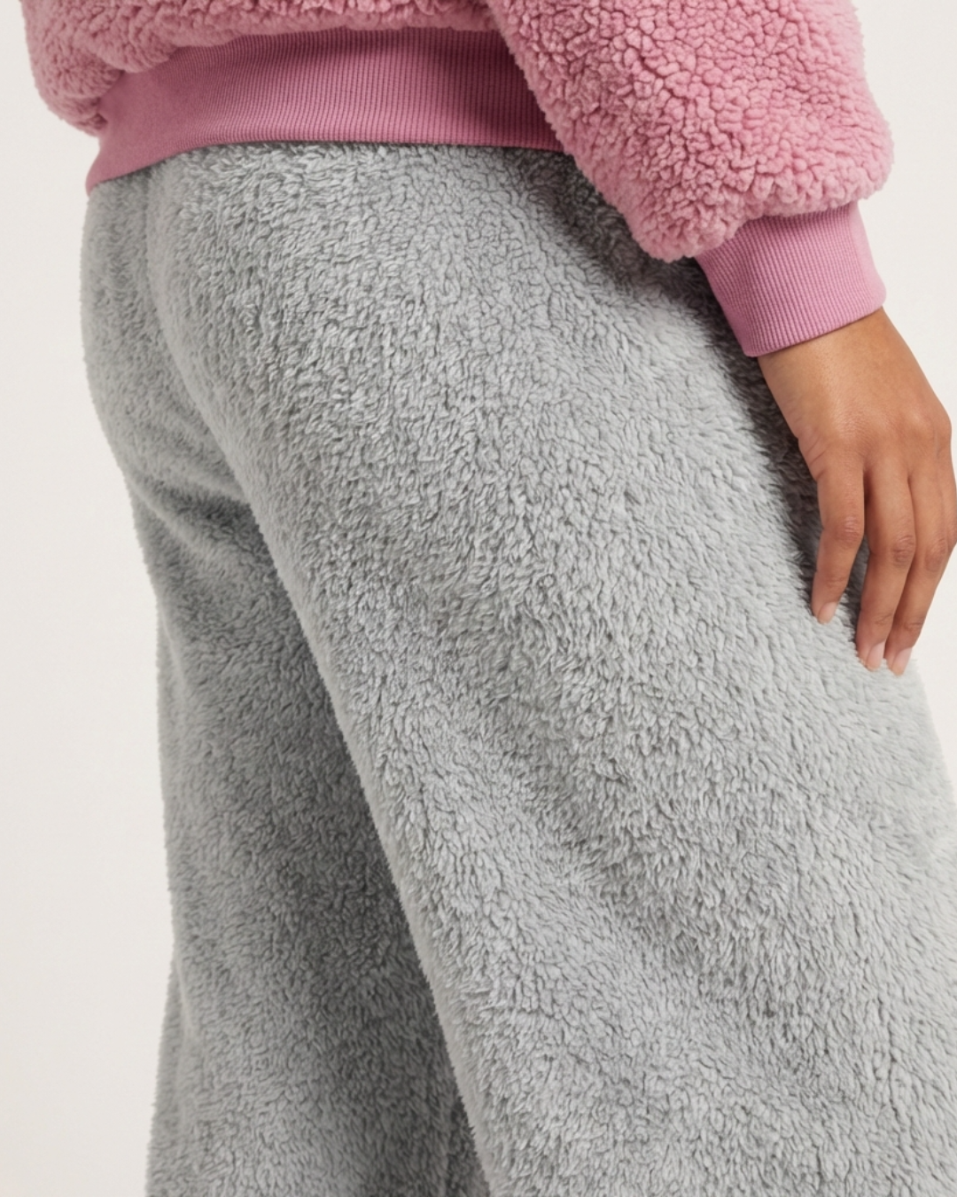 relaxed sweatpants