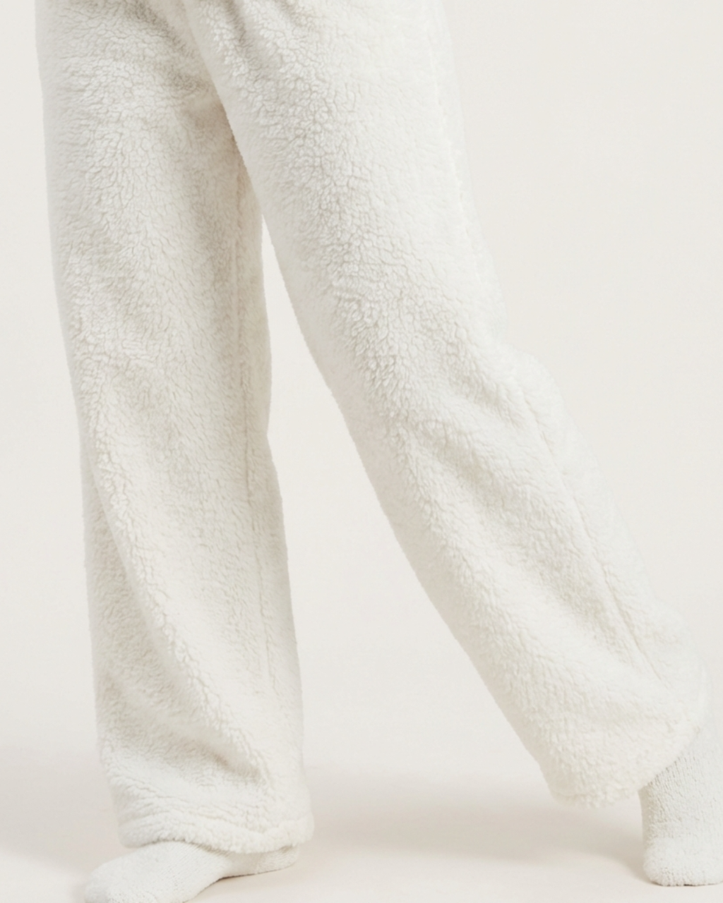 relaxed sweatpants